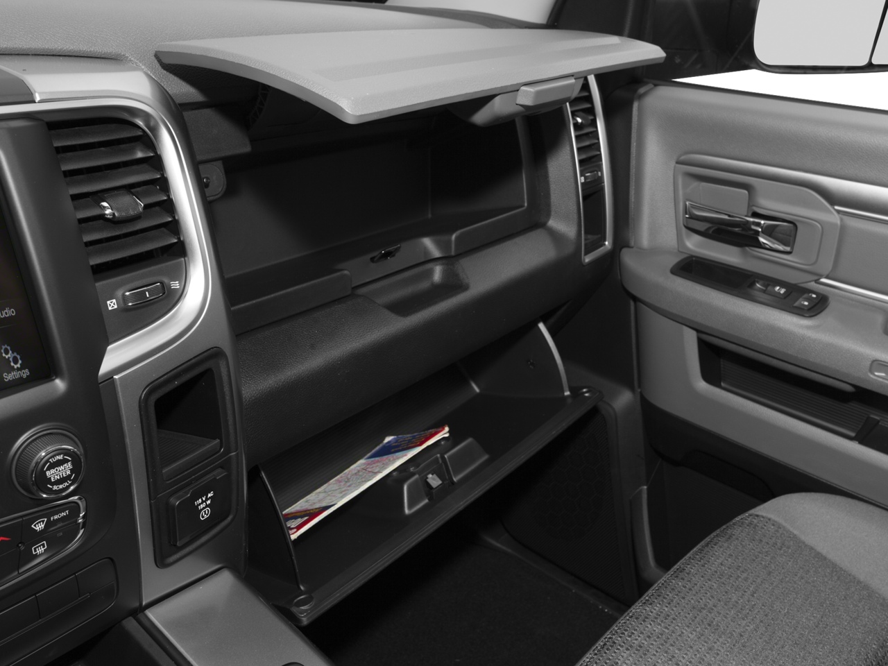 2015 RAM 1500 SLT