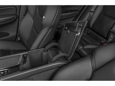 2023 Volvo XC60 B5 Ultimate Dark Theme