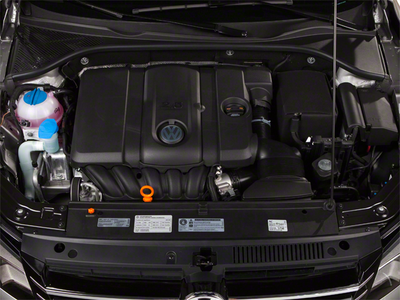 2013 Volkswagen Passat 2.5L Wolfsburg Edition