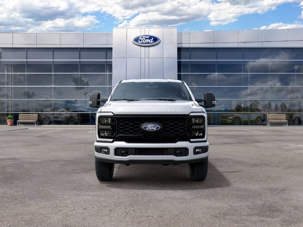 2027 Ford F-350SD F-350® XLT