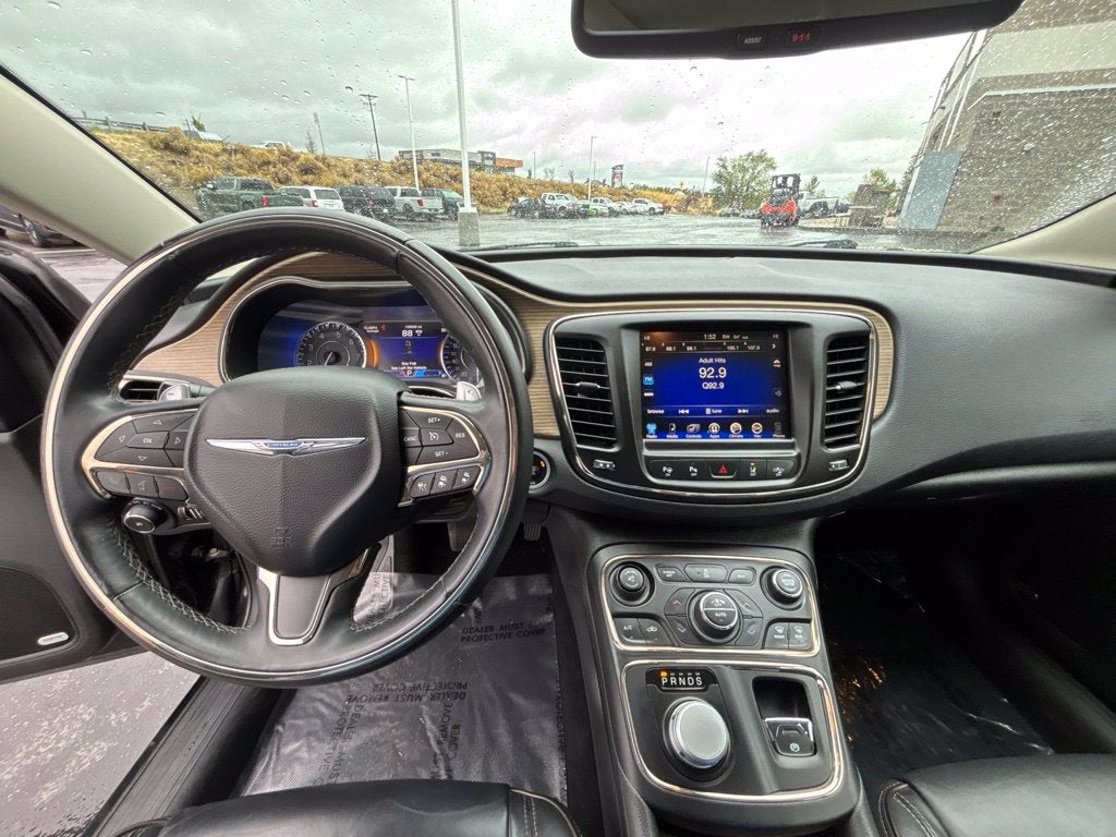 2015 Chrysler 200 C
