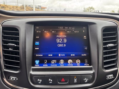 2015 Chrysler 200 C