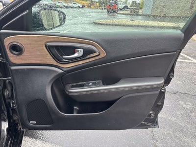 2015 Chrysler 200 C