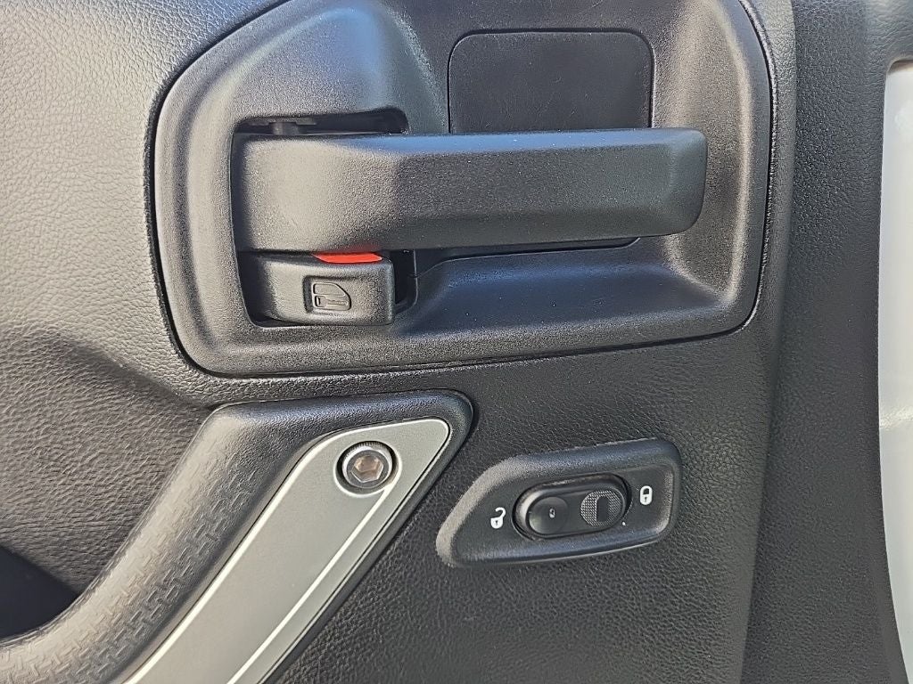 2015 Jeep Wrangler Unlimited Rubicon + Hard Rock Pkg