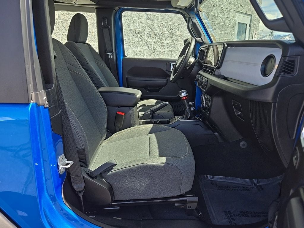 2025 Jeep Wrangler Sport