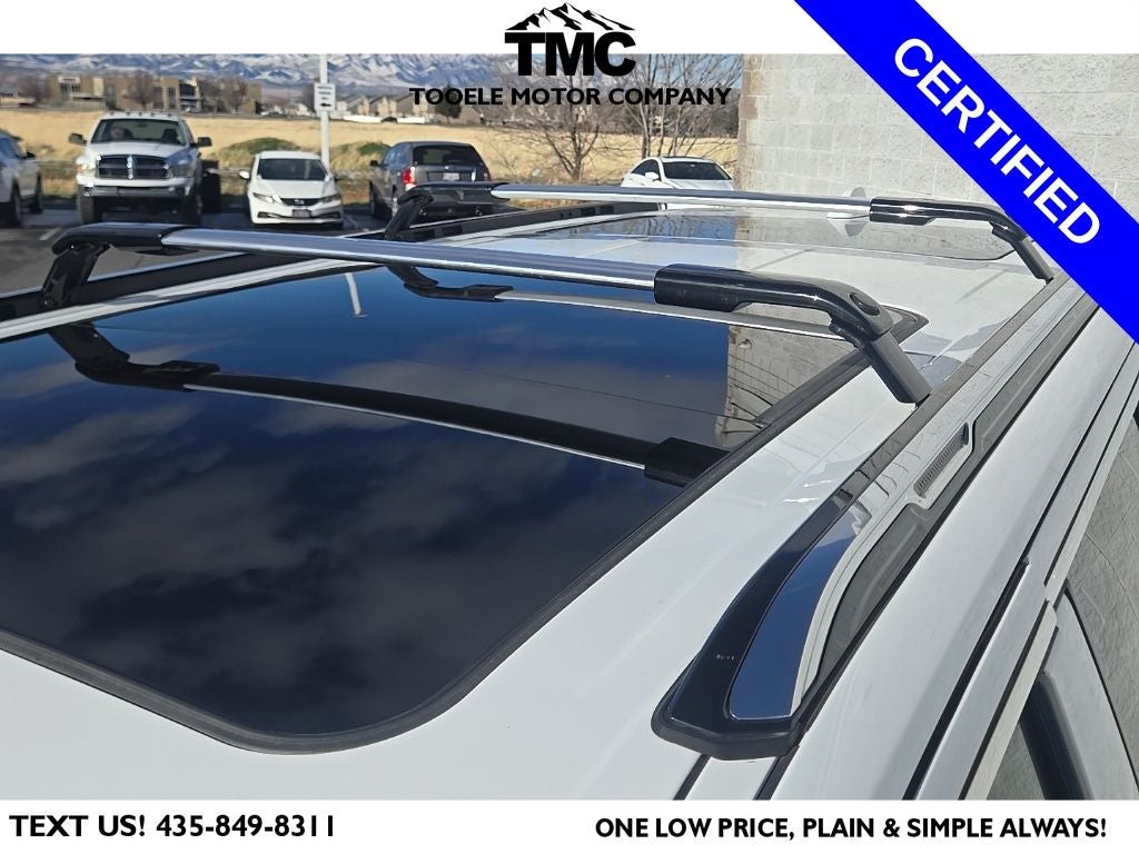 2022 Jeep Wagoneer Series III + 3 Panel Moonroof + Heated Front & Rear Seats