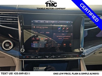 2022 Jeep Wagoneer Series III + 3 Panel Moonroof + Heated Front & Rear Seats