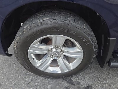 2015 RAM 1500 Sport + Moonroof + Heated Front & Rear Seats & Steering