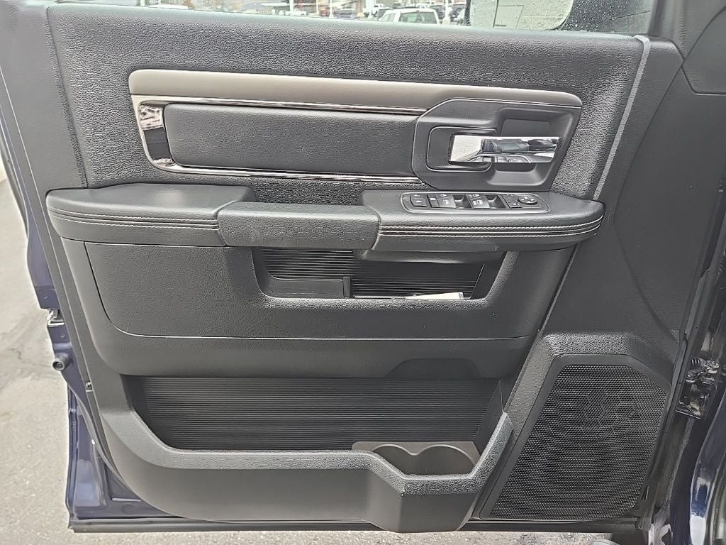 2015 RAM 1500 Sport + Moonroof + Heated Front & Rear Seats & Steering