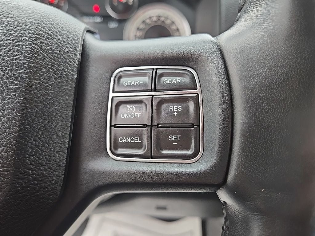 2015 RAM 1500 Sport + Moonroof + Heated Front & Rear Seats & Steering