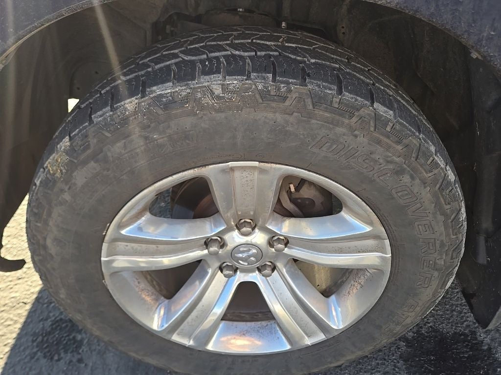 2015 RAM 1500 Sport + Moonroof + Heated Front & Rear Seats & Steering