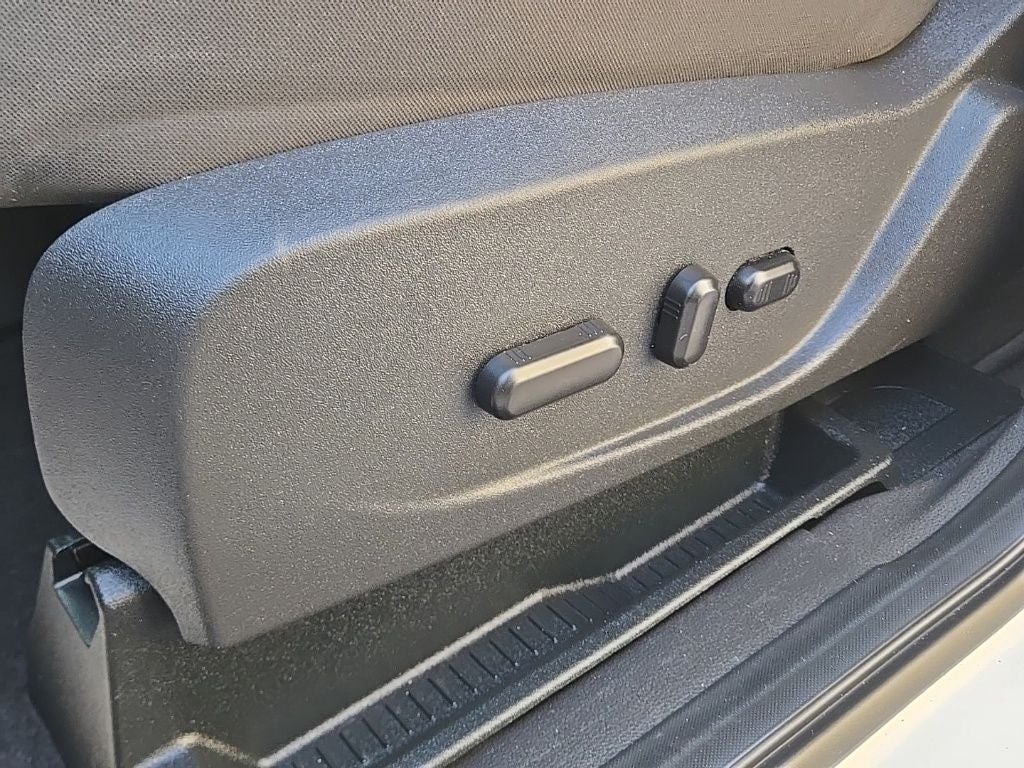 2018 Ford Escape SE + Heated Front Seats