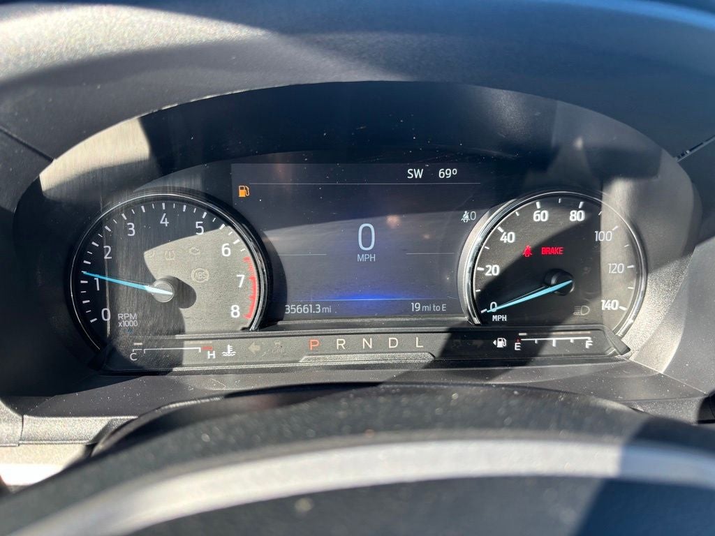 2023 Ford Explorer XLT 202A