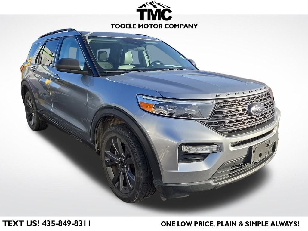 2021 Ford Explorer XLT Sport Appearance + Class III Tow PKG