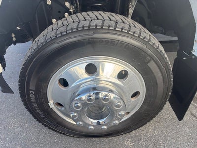 2022 Ford F-450SD Limited DRW
