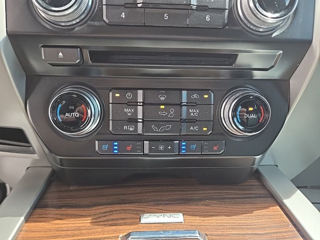 2015 Ford F-150 Lariat