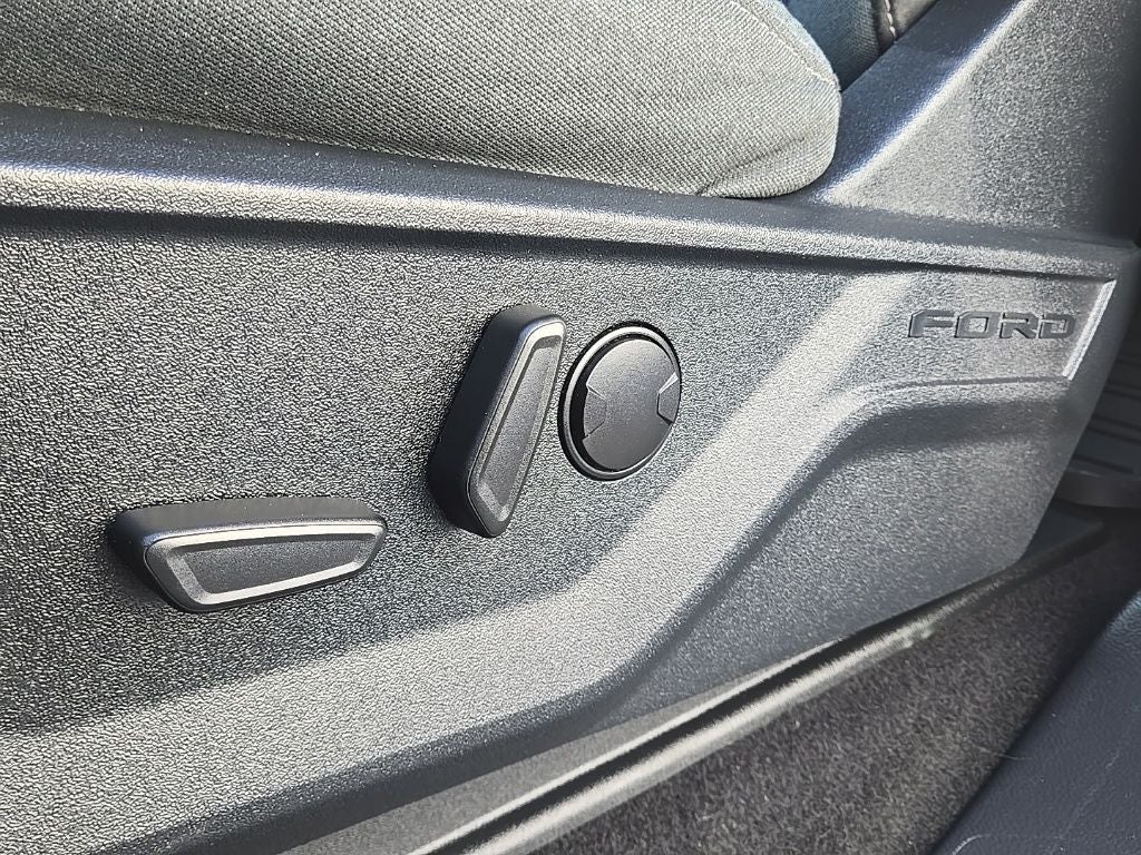 2025 Ford F-150 XLT FX4 302A Luxury