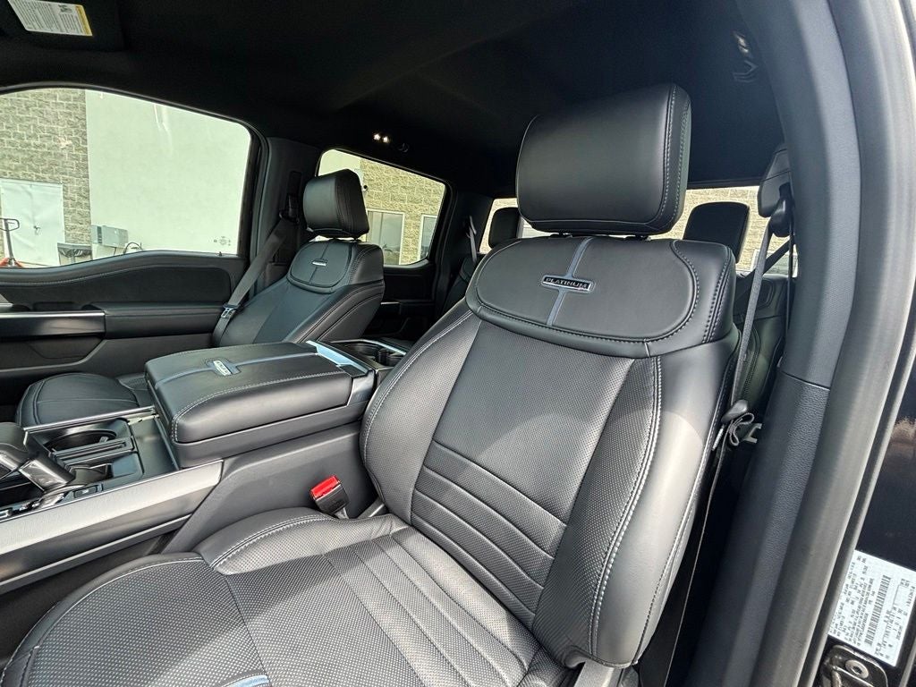 2025 Ford F-150 Platinum FX4