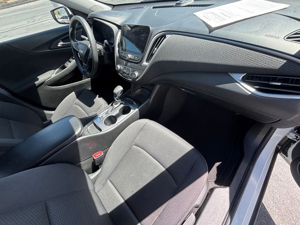 2025 Chevrolet Malibu LS 1LS