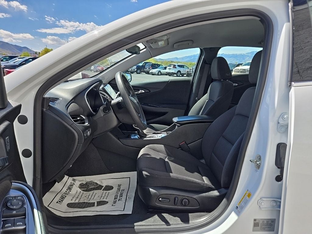 2023 Chevrolet Malibu LS 1FL