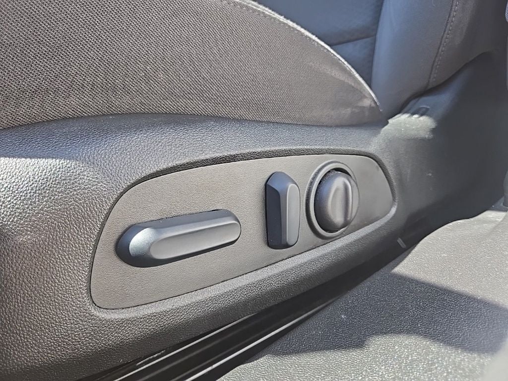 2023 Chevrolet Malibu LS 1FL