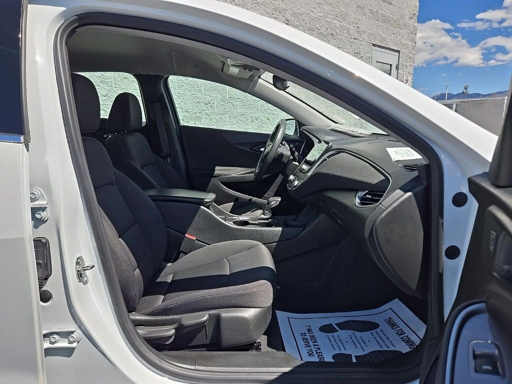 2023 Chevrolet Malibu LS 1FL