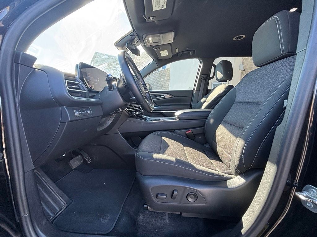 2024 Chevrolet Traverse LT 2LT