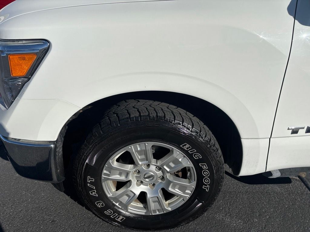 2018 Nissan Titan SV