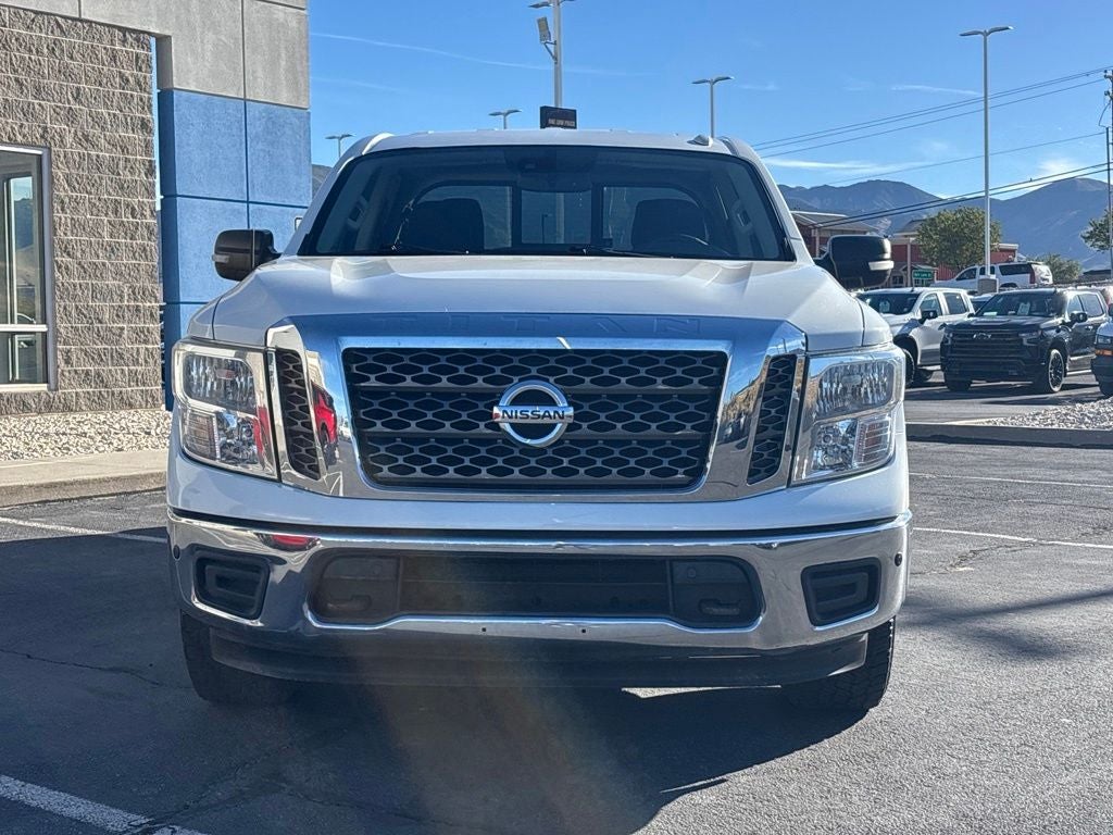 2018 Nissan Titan SV
