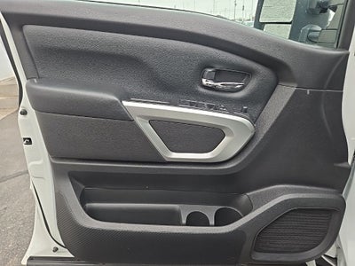 2021 Nissan Titan SV