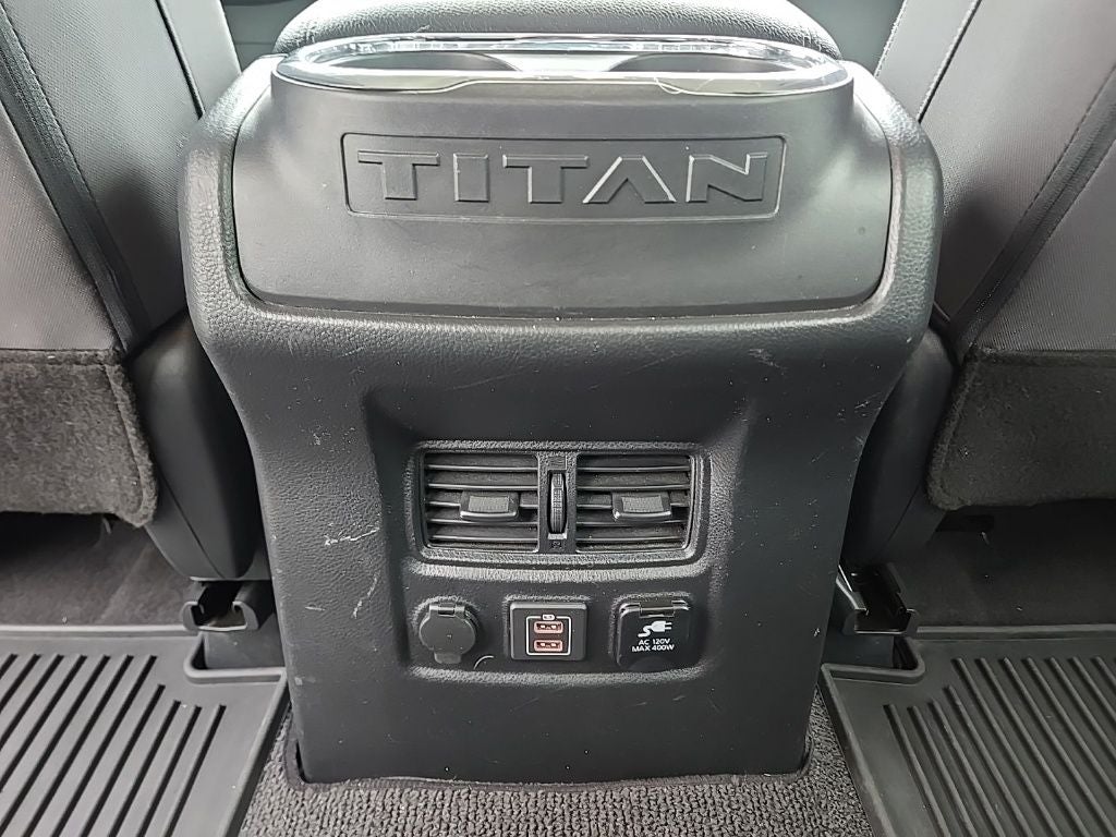 2021 Nissan Titan SV