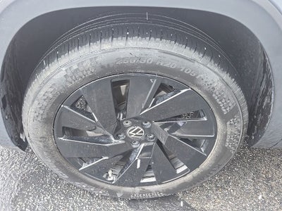 2024 Volkswagen Atlas Cross Sport 2.0T SE w/Technology