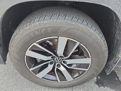 2022 Volkswagen Atlas 2.0T SE + Heated Comfort Front Bucket Seats