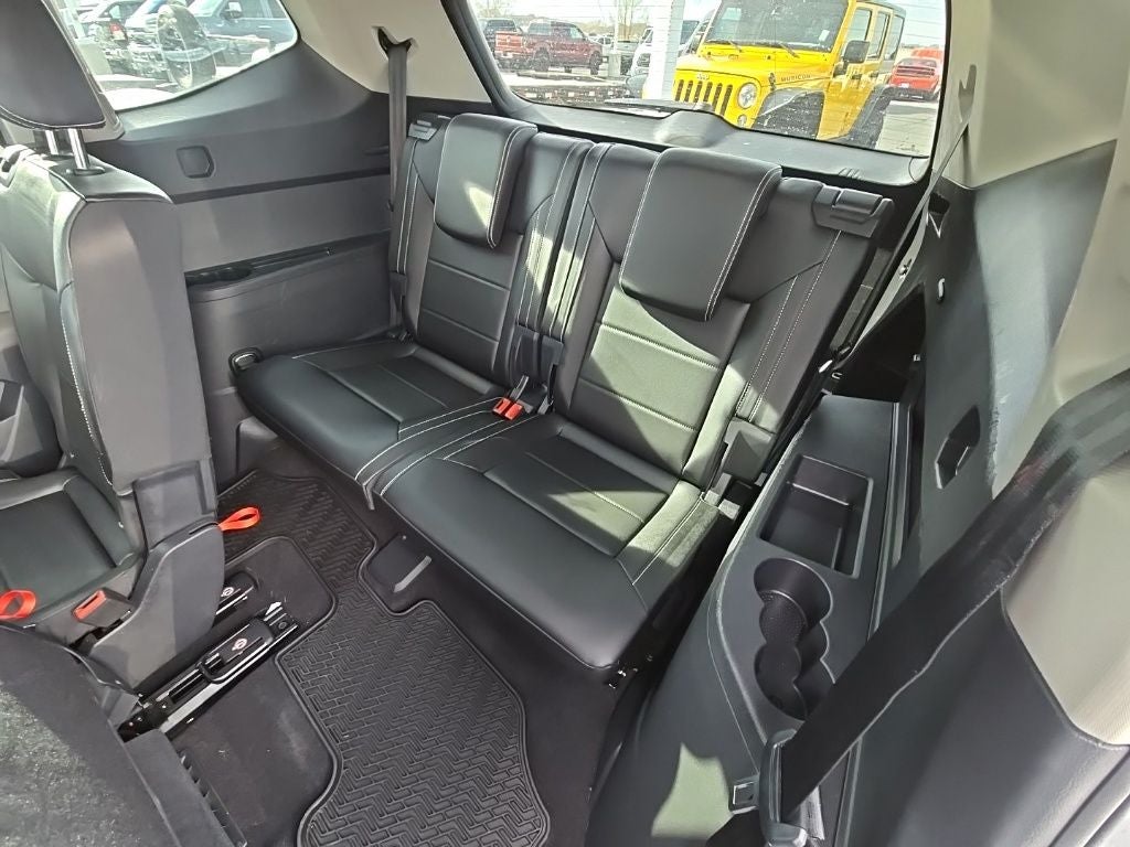 2022 Volkswagen Atlas 2.0T SE + Heated Comfort Front Bucket Seats