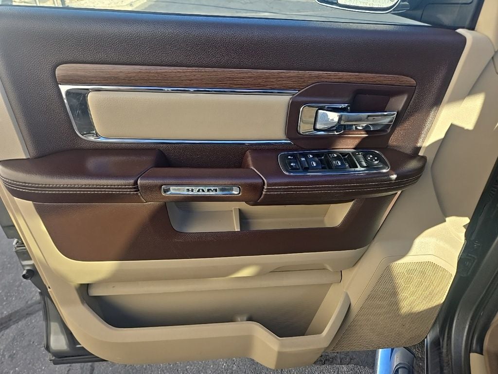 2013 RAM 3500 Laramie + Moonroof + Quick Order Package 2FH