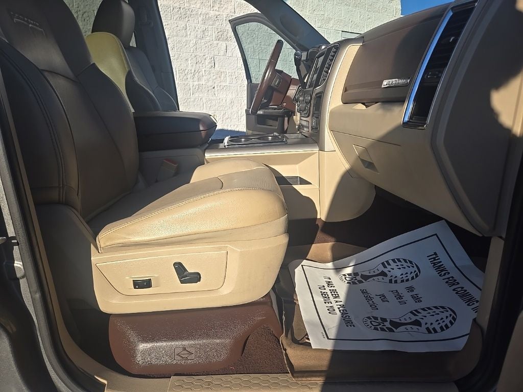 2013 RAM 3500 Laramie + Moonroof + Quick Order Package 2FH