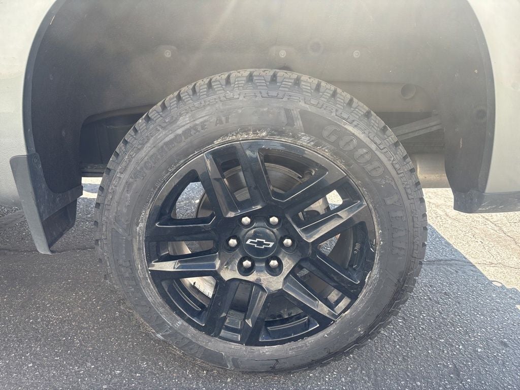 2023 Chevrolet Silverado 1500 LT Trail Boss + Moonroof