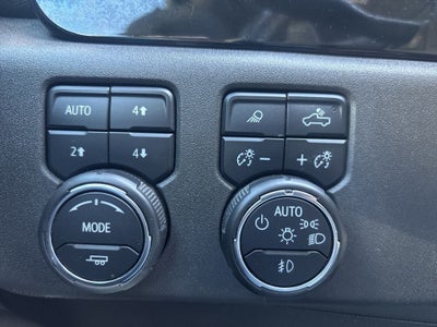 2023 Chevrolet Silverado 1500 LT Trail Boss + Moonroof