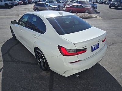 2022 BMW 3 Series 330i xDrive + M Sport Package (337)