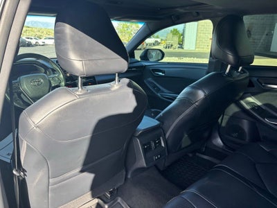 2019 Toyota Avalon Hybrid XSE
