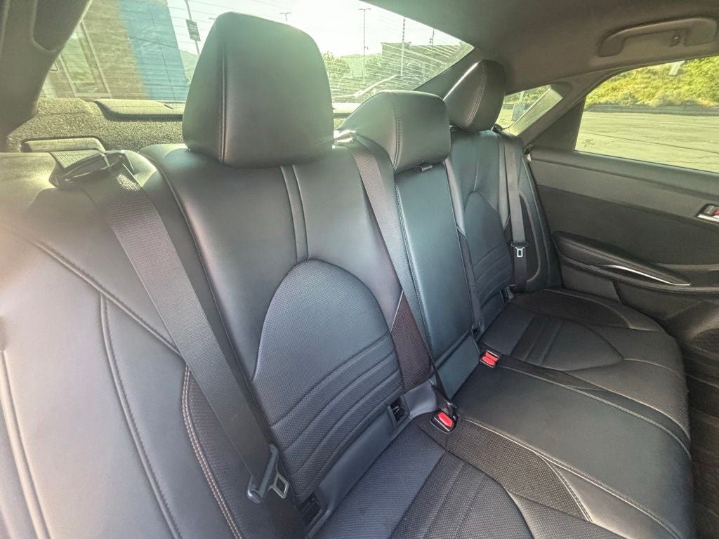 2019 Toyota Avalon Hybrid XSE