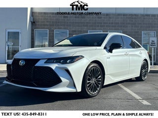 2019 Toyota Avalon Hybrid XSE