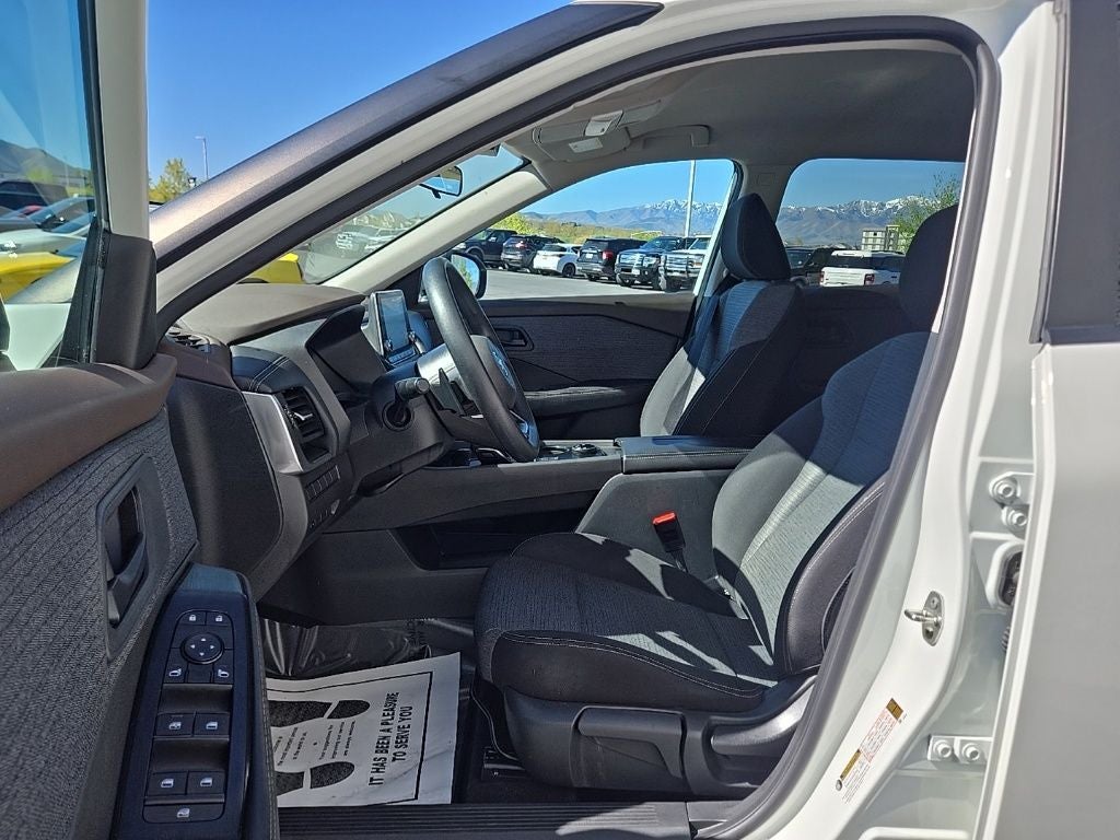 2021 Nissan Rogue S