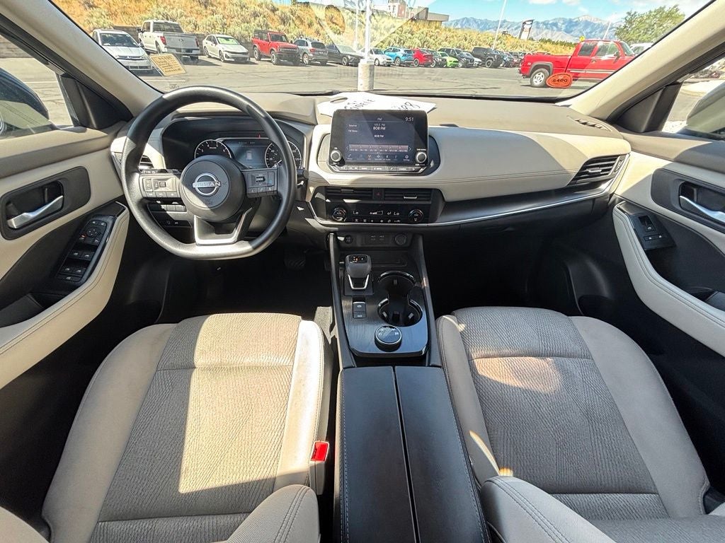 2024 Nissan Rogue SV
