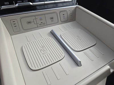 2025 Hyundai Santa Fe Hybrid Calligraphy + Moonroof + Heated 1st & 2nd Row Seats