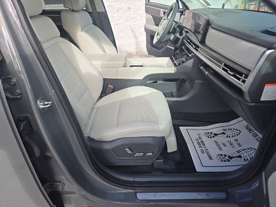 2025 Hyundai Santa Fe Hybrid Calligraphy + Moonroof + Heated 1st & 2nd Row Seats