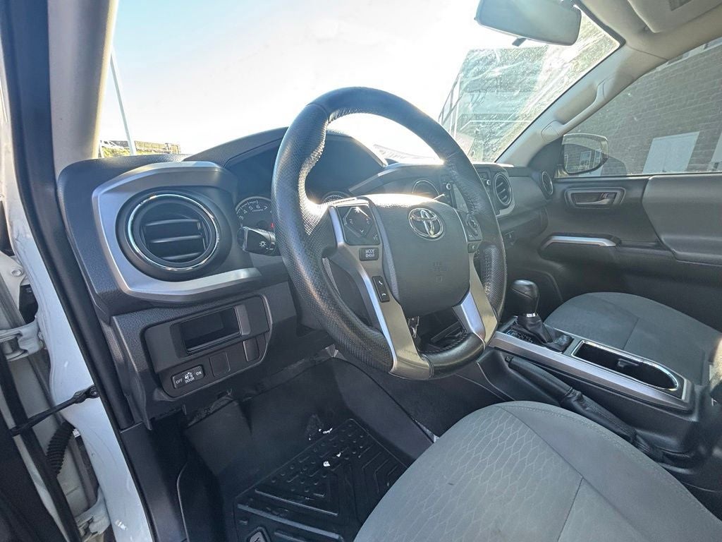2016 Toyota Tacoma SR5