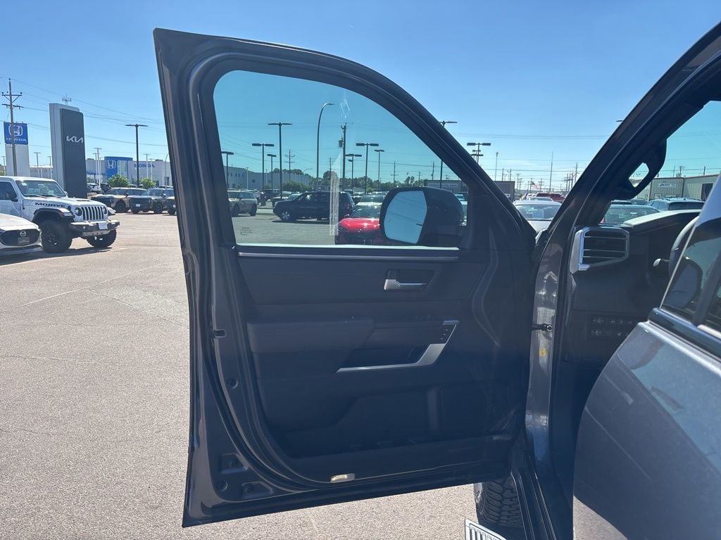 2023 Toyota Tundra Platinum
