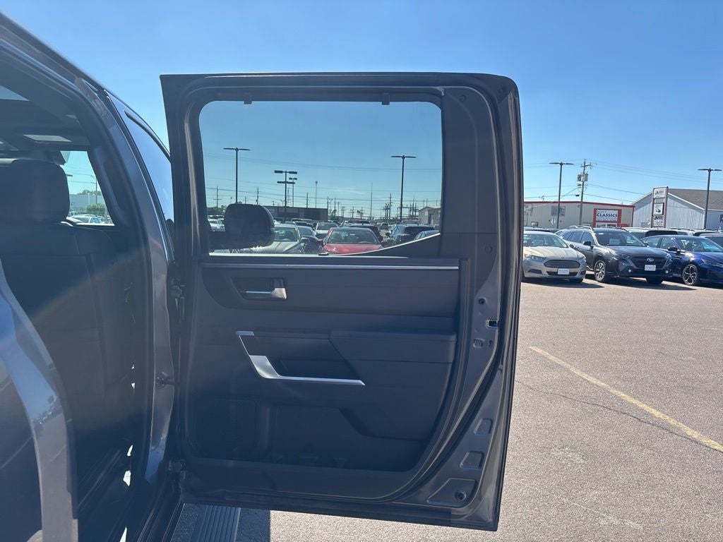2023 Toyota Tundra Platinum