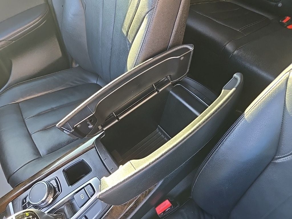 2018 BMW X5 xDrive35i + Heated Front Seats & Steering Wheel